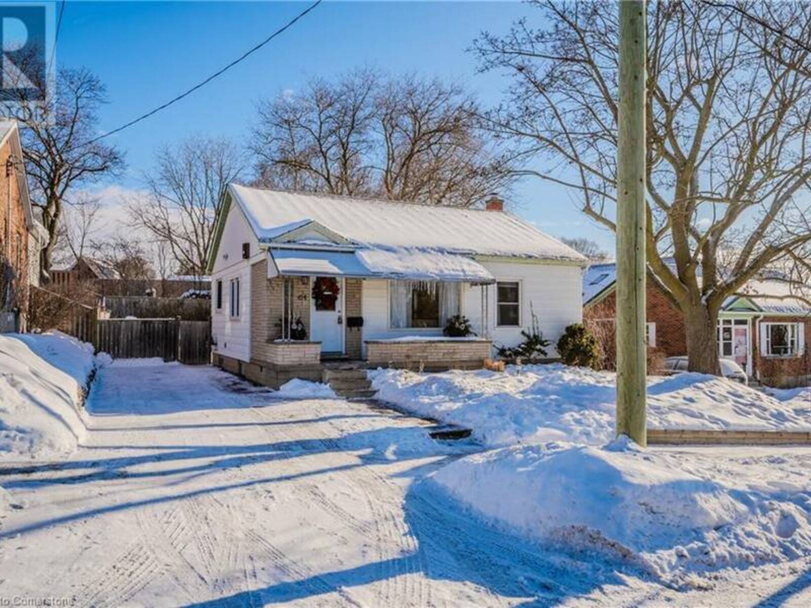 64 ST VINCENT Street, Kitchener, Ontario N2H 4R3