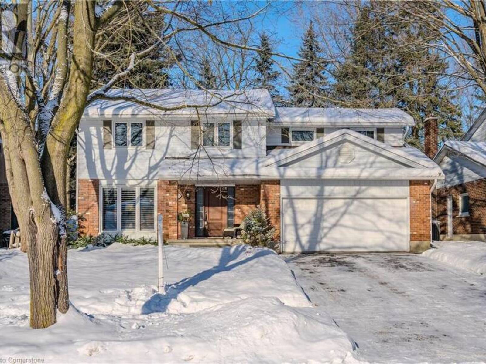 299 CRAIGLEITH Drive, Waterloo, Ontario N2L 5B4