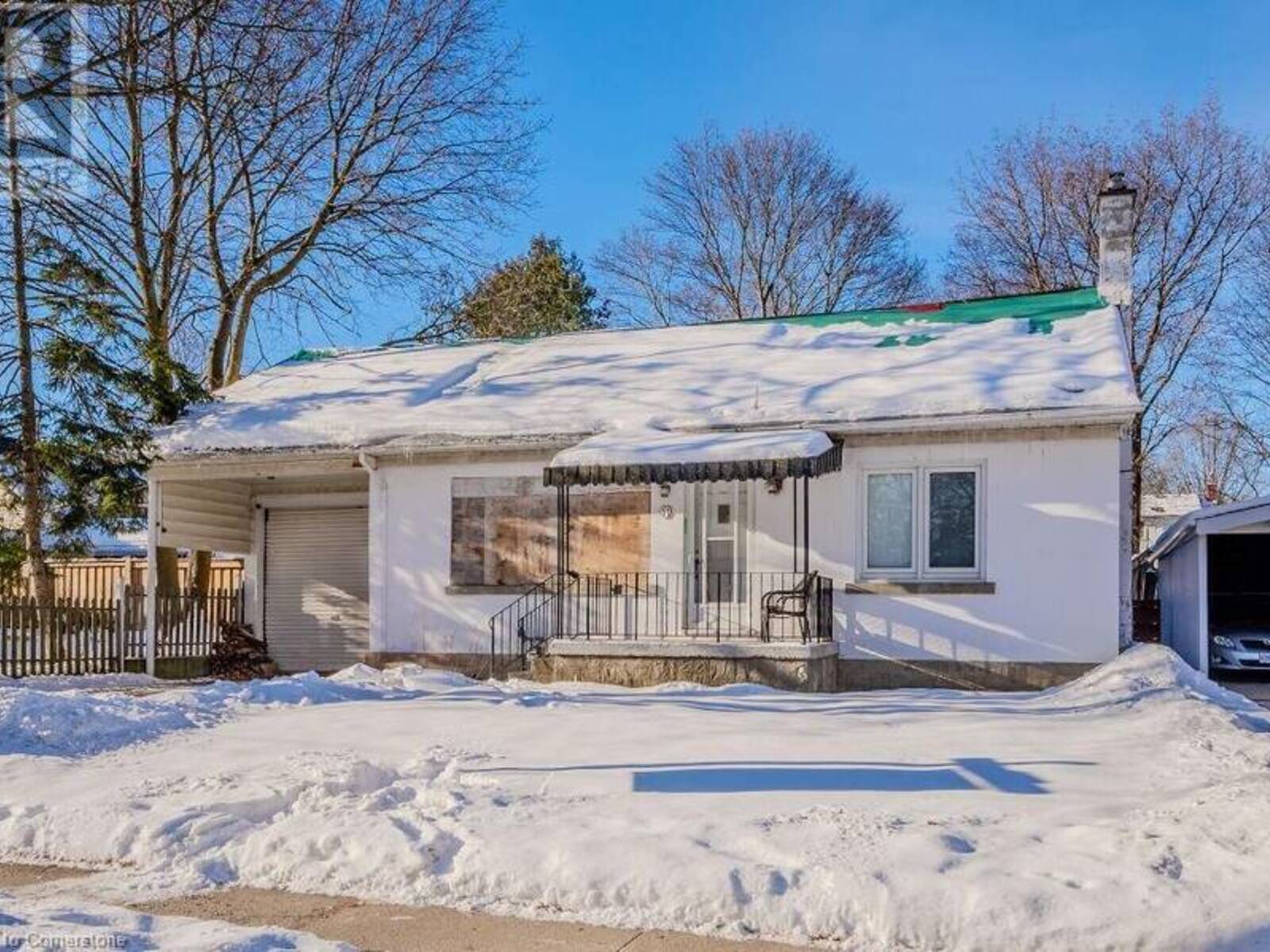 77 MERNER Avenue, Kitchener, Ontario N2H 1X3