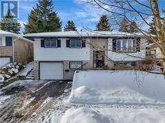 11 GLEN PARK Crescent Kitchener Ontario, N2N 1G1