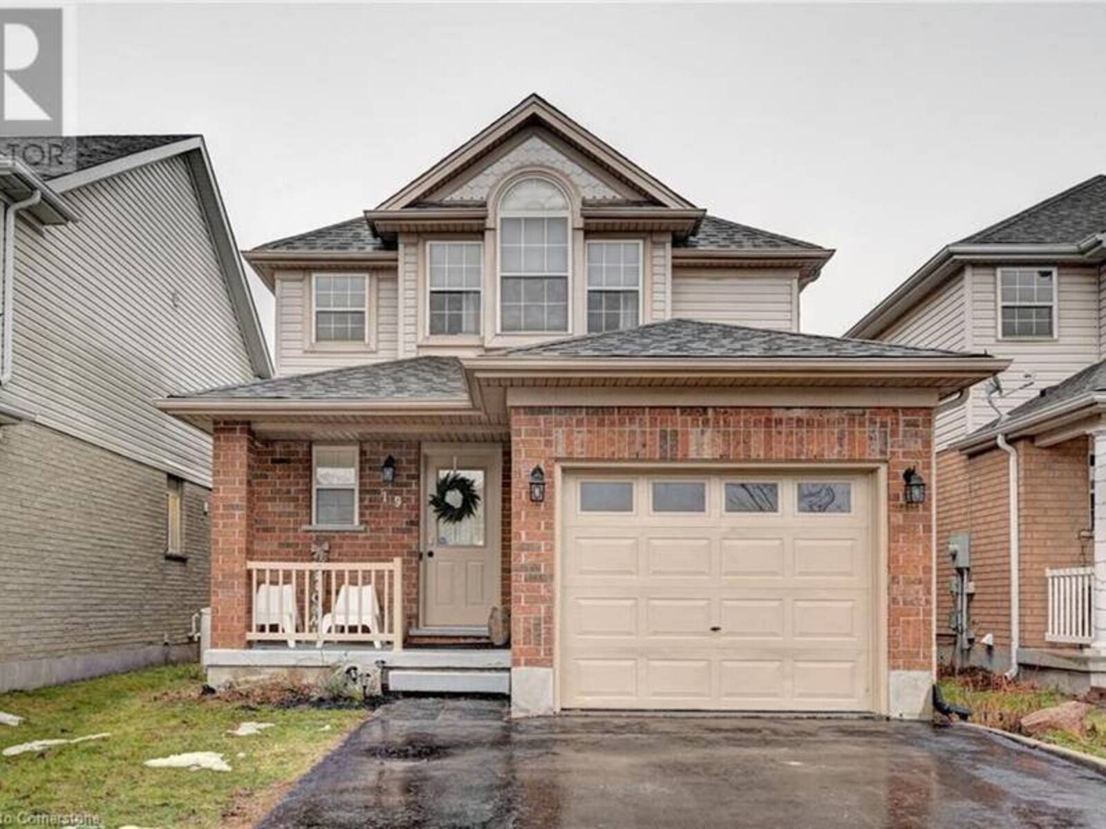 19 SOFRON Drive, Cambridge, Ontario N3C 4G5