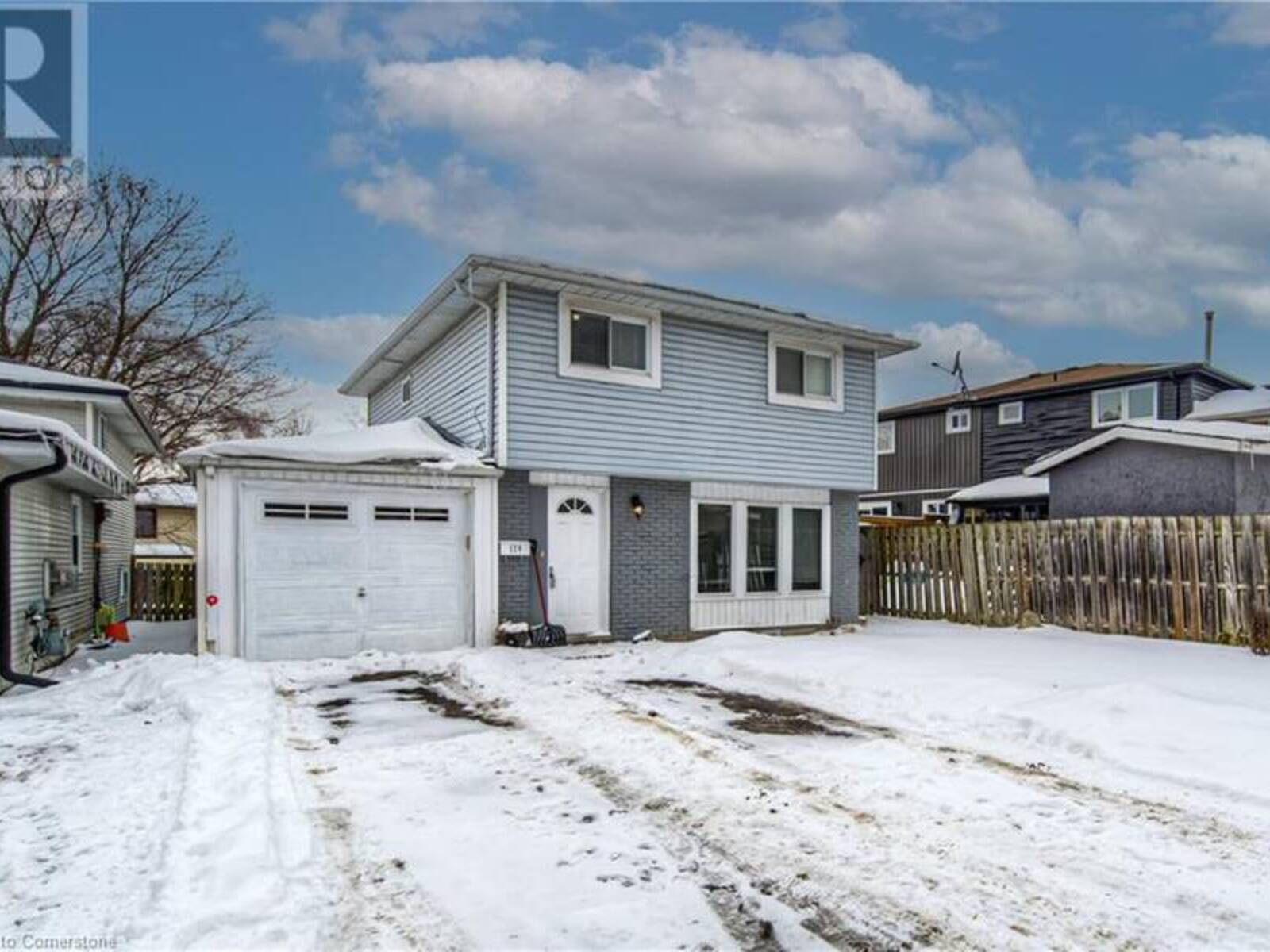 539 PINETREE Crescent, Cambridge, Ontario N3H 4X4