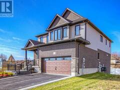 14 KISSING BRIDGE Drive Elmira Ontario, N3B 1N3