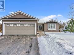 224 GLENARIFF Drive Hamilton Ontario, L8B 1A5