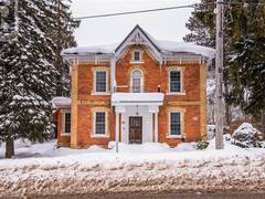 46 MAIN Street S Perth East Ontario, N0K 1M0