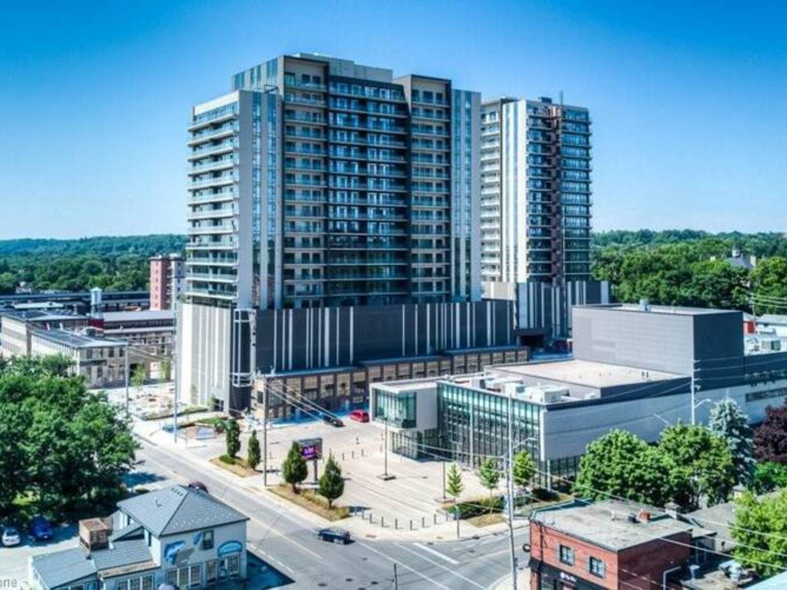 50 GRAND Avenue S Unit# 703, Cambridge, Ontario N1S 0C2