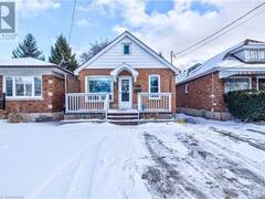 69 LYONS Avenue Brantford Ontario, N3R 4R2