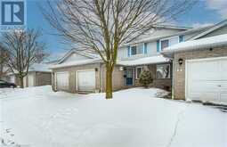 395 KINGSCOURT Drive Unit# 5 | Waterloo Ontario | Slide Image Two