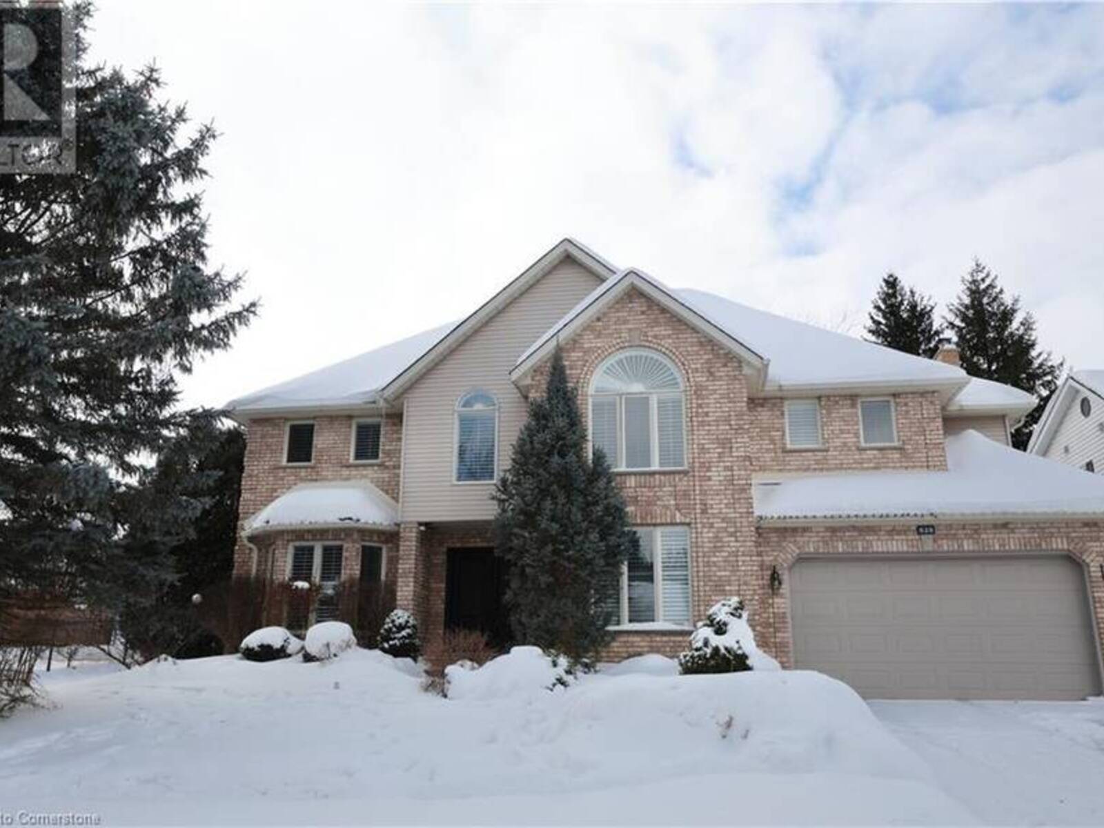 525 LEIGHLAND Drive, Waterloo, Ontario N2T 2H5