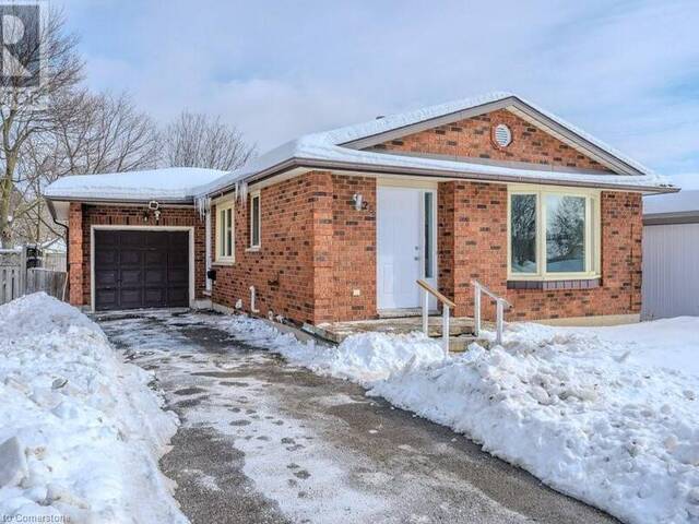 28 SUMMERHILL Crescent Kitchener Ontario, N2N 2Y1 - 5 Bedrooms Home For Sale