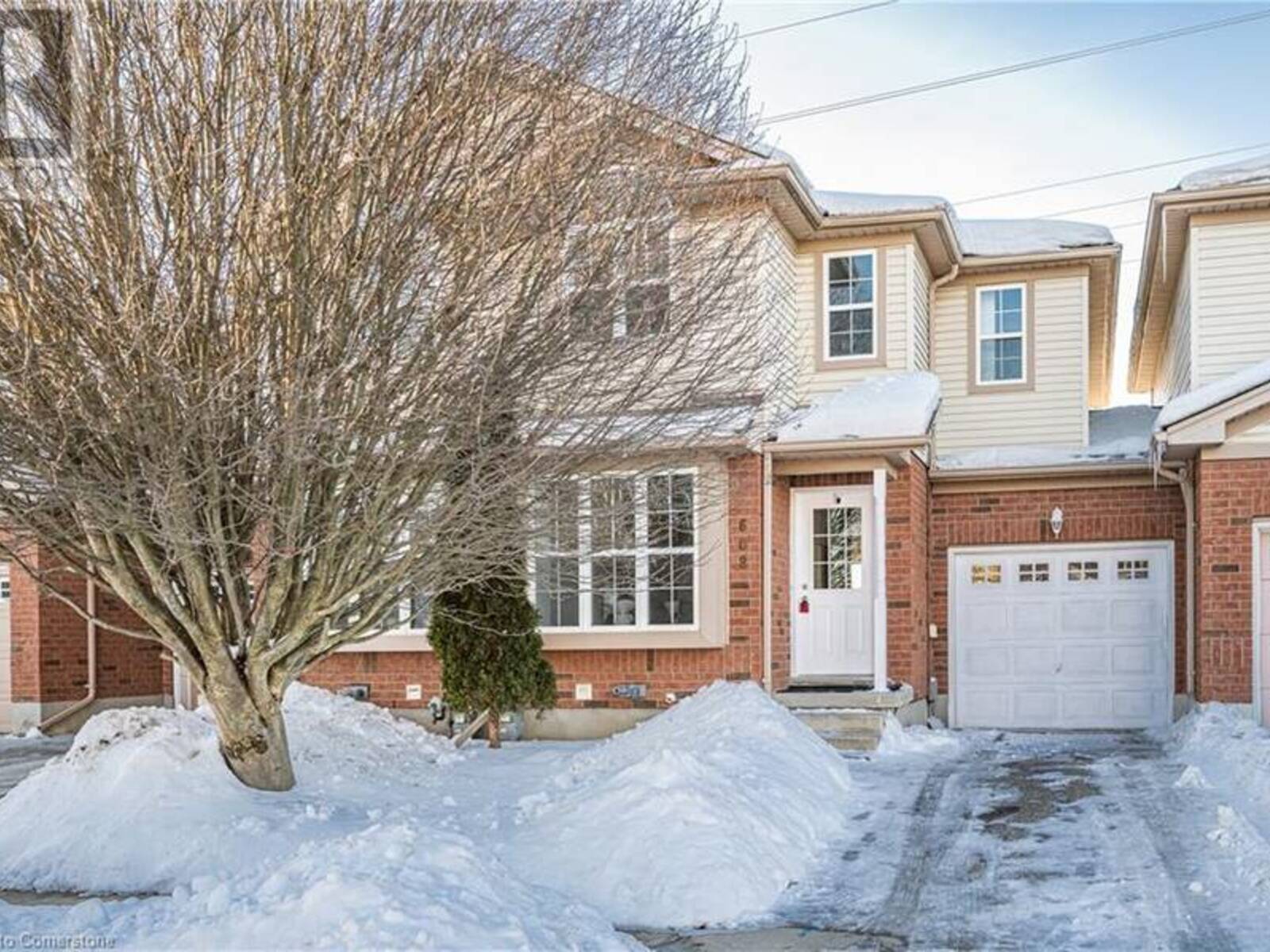 608 BRANDENBURG Boulevard, Waterloo, Ontario N2T 2V3