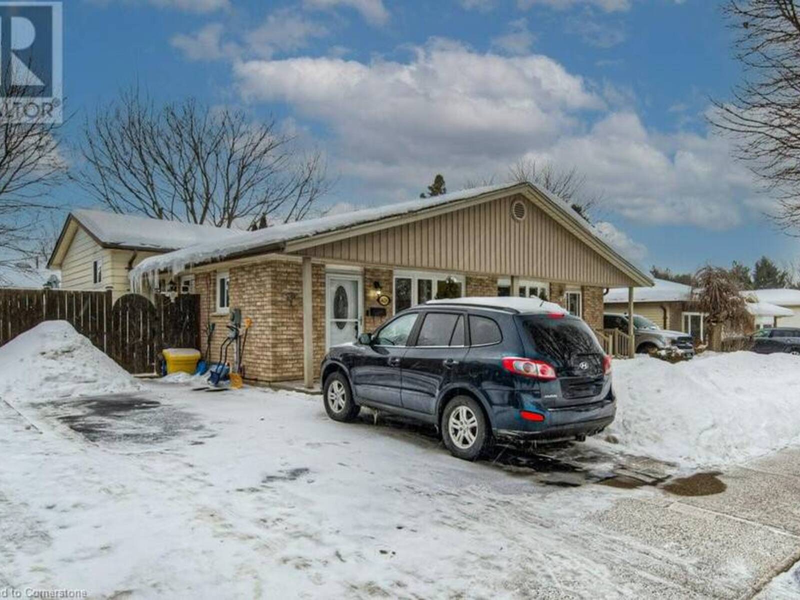 462 DRUMMERHILL Crescent Unit# A, Waterloo, Ontario N2T 1G4