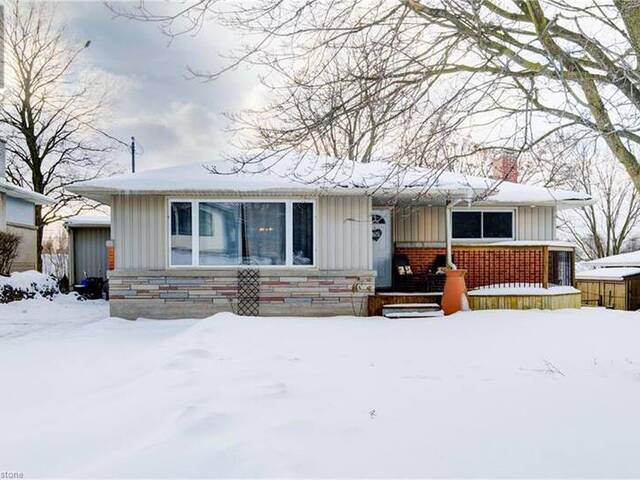 152 WEAVER Street Cambridge Ontario, N3C 1W4 - 4 Bedrooms Home For Sale