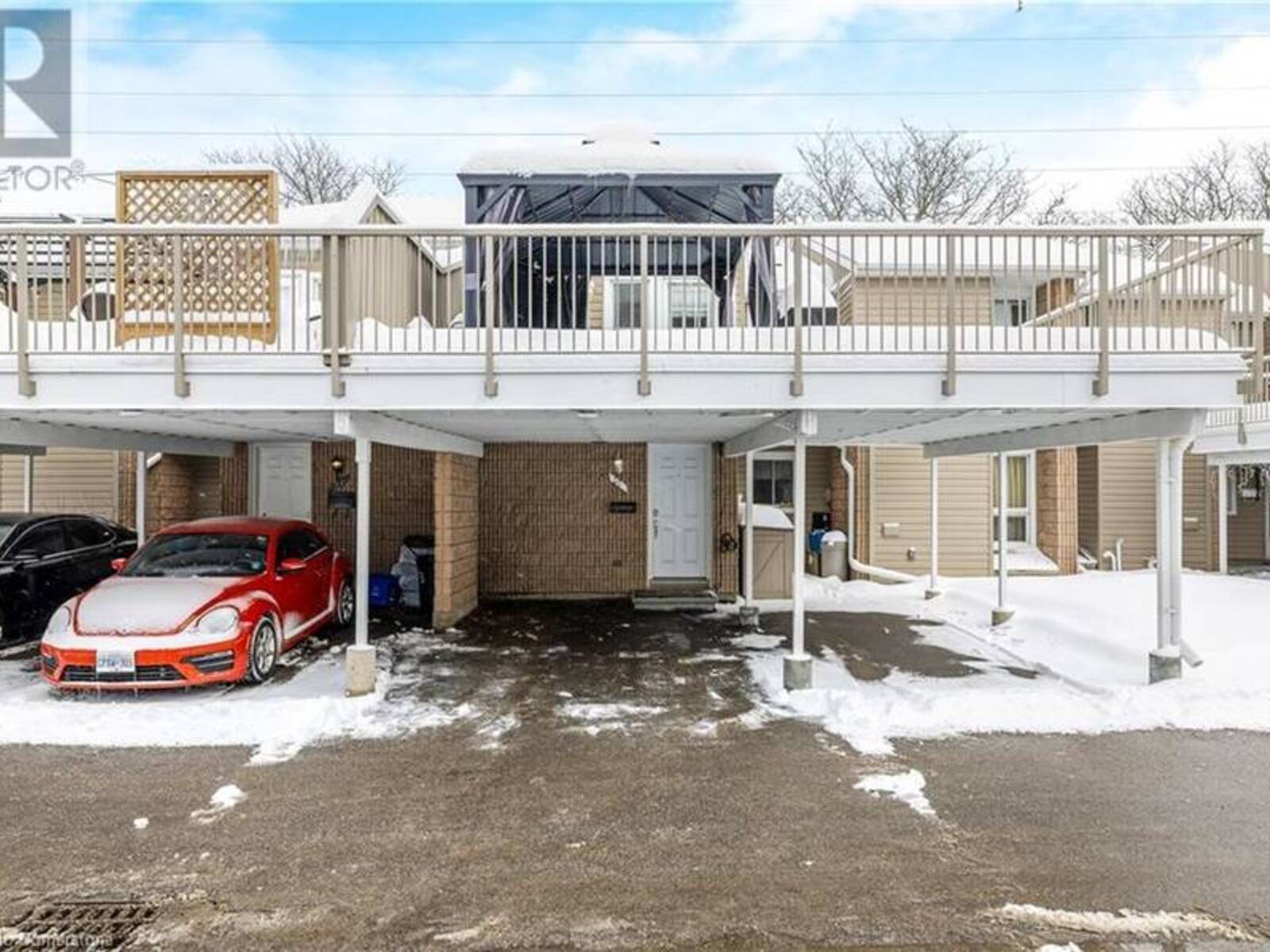 65 GLAMIS Road Unit# 51, Cambridge, Ontario N1R 6W4