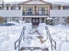 30 FLAMINGO Drive Unit# 6A Elmira Ontario, N3B 1V5