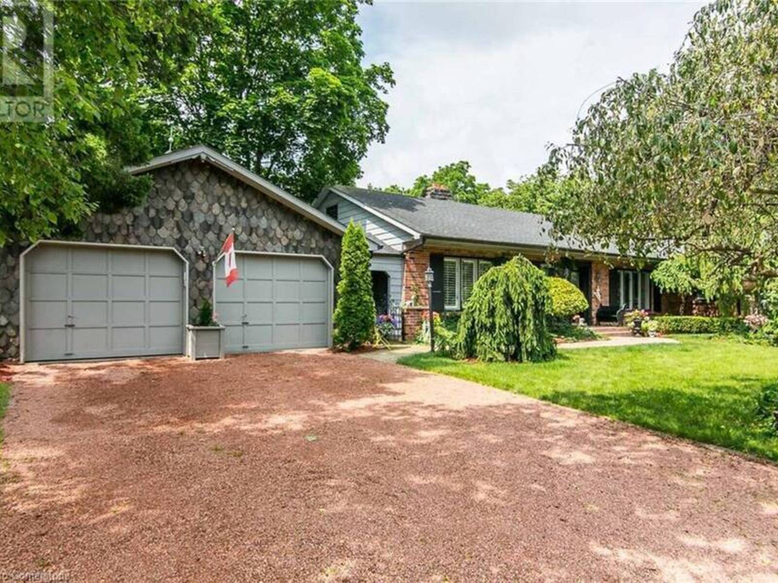 65 EDGEHILL Drive, Kitchener, Ontario N2P 2C7