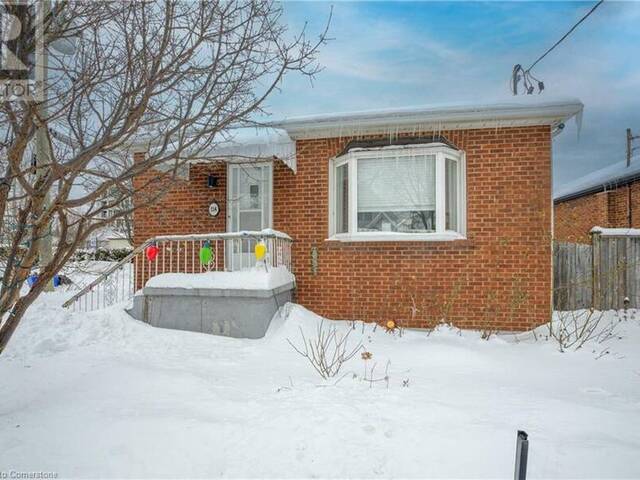 114 EAST 11TH Street Hamilton Ontario, L9A 3T4 - 4 Bedrooms Home For Sale