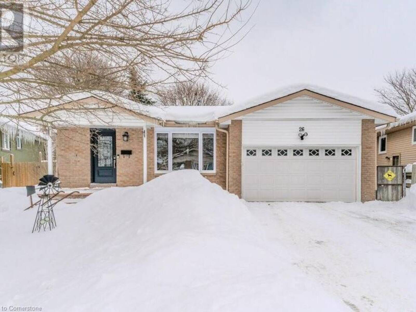 26 FOXRIDGE Drive, Cambridge, Ontario N3C 3M8