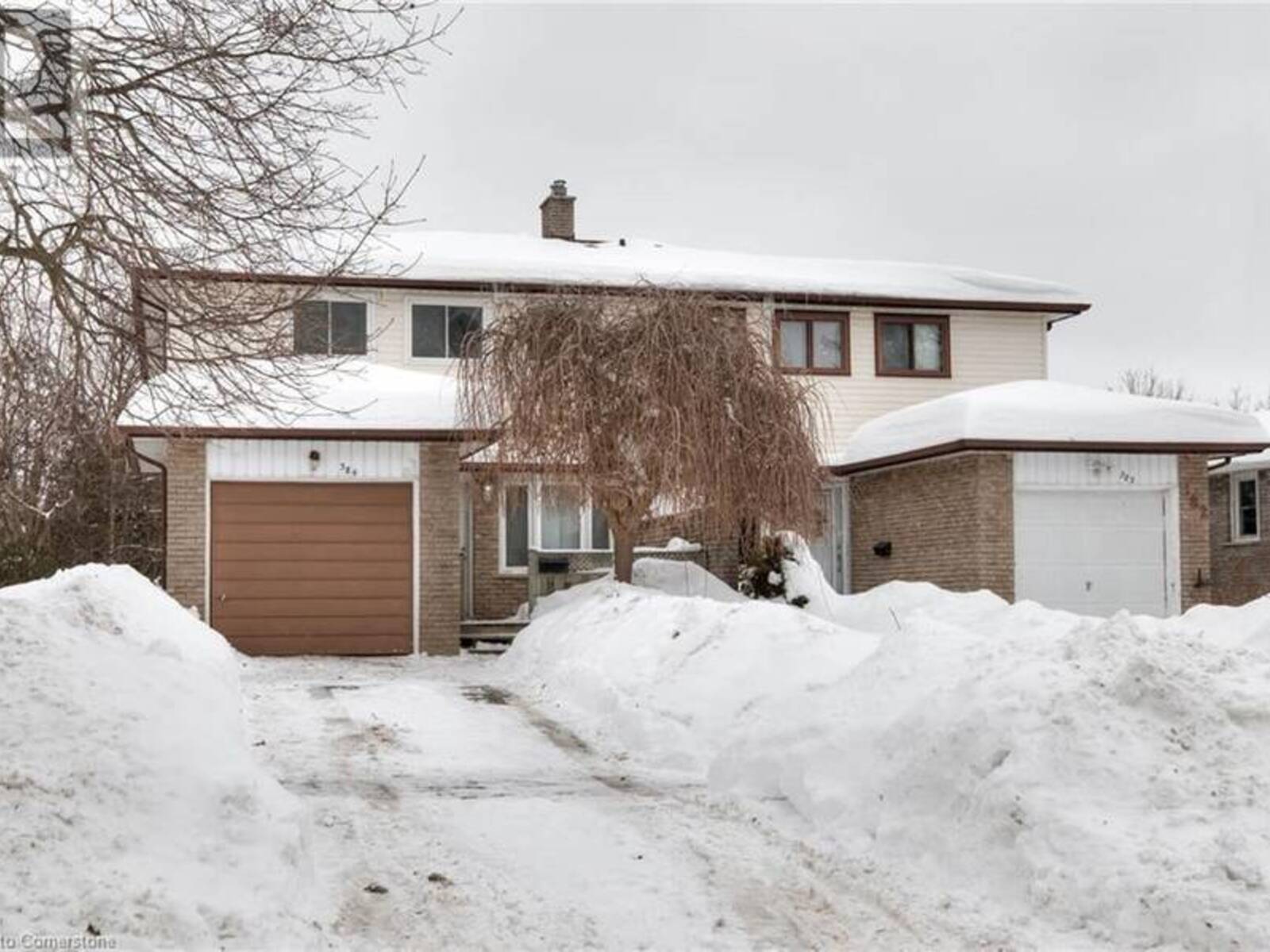 384 WESTWOOD Drive, Kitchener, Ontario N2M 2L6