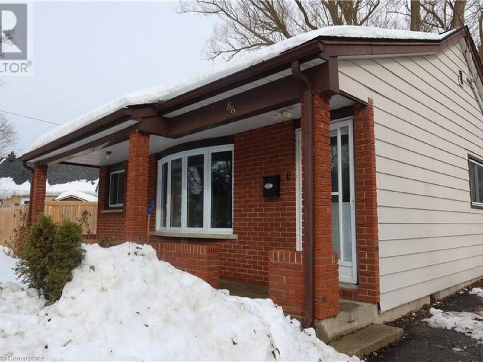 86 SPADINA Road E, Kitchener, Ontario N2M 3X4