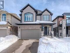 564 NATHALIE Crescent Kitchener Ontario, N2E 0H9