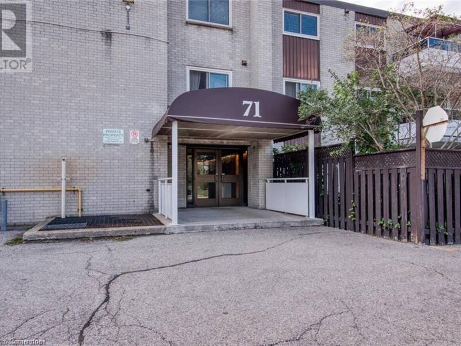 71 VANIER Drive Unit# 211, Kitchener, Ontario N2C 1J4