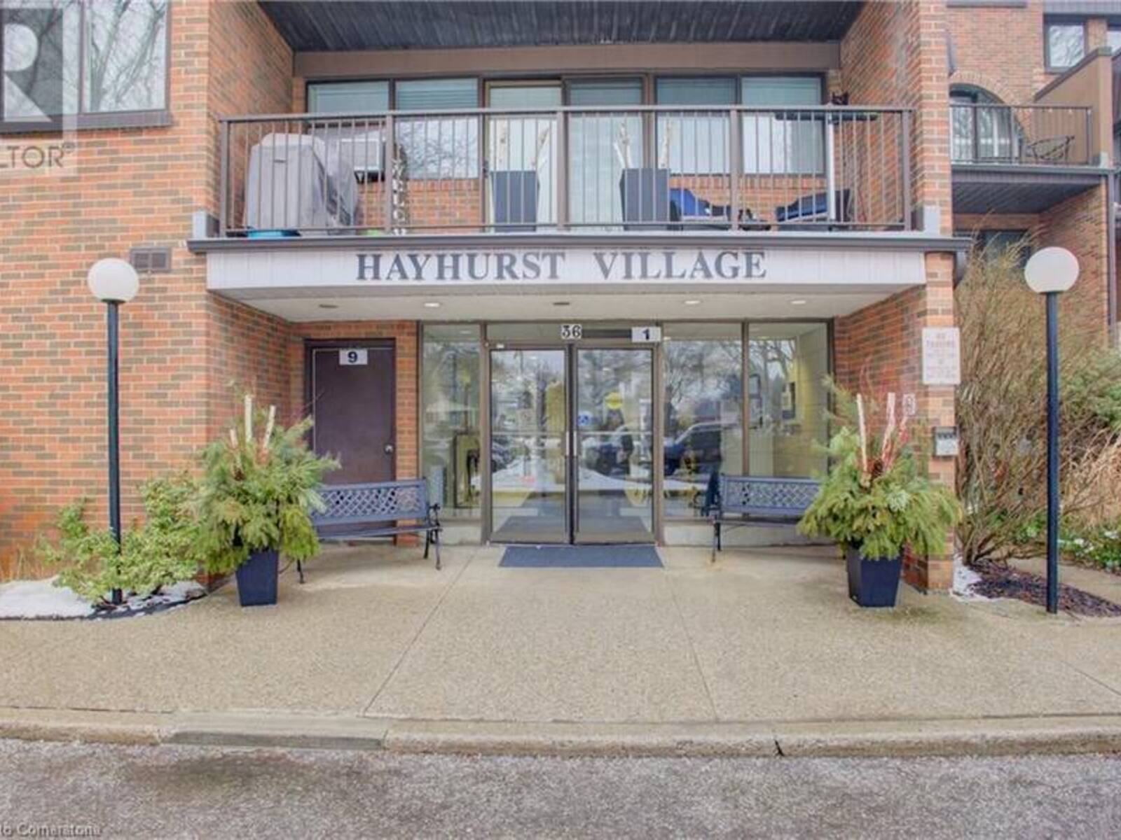 36 HAYHURST Road Unit# 312, Brantford, Ontario N3R 6Y9