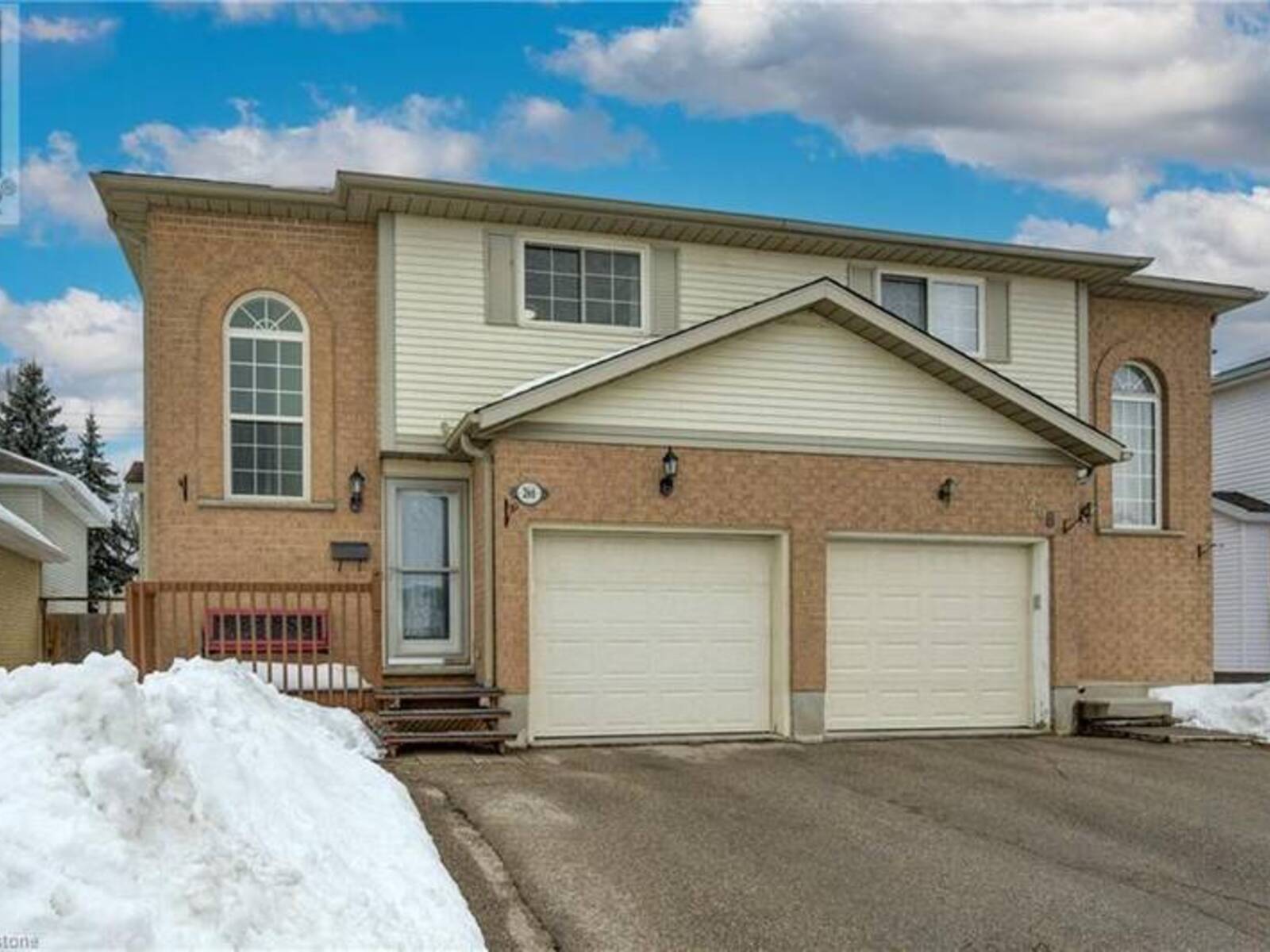 266 NEWBURY Drive, Kitchener, Ontario N2N 3A3