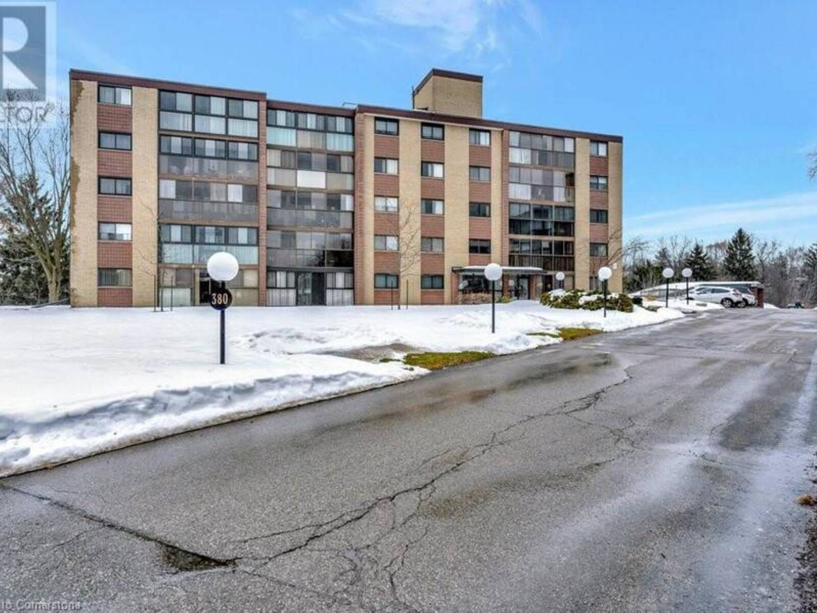 380 CHAMPLAIN Boulevard Unit# 104, Cambridge, Ontario N1R 7J6