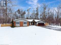 1376 CEDAR CREEK Road Cambridge Ontario, N1R 5S5