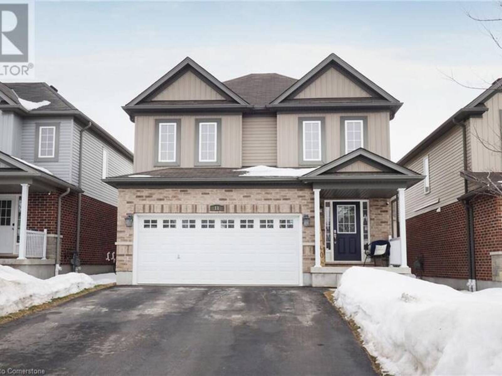 11 PATTERSON Drive, Ayr, Ontario N0B 1E0