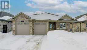 20 WINCHESTER Crescent | Listowel Ontario | Slide Image Two