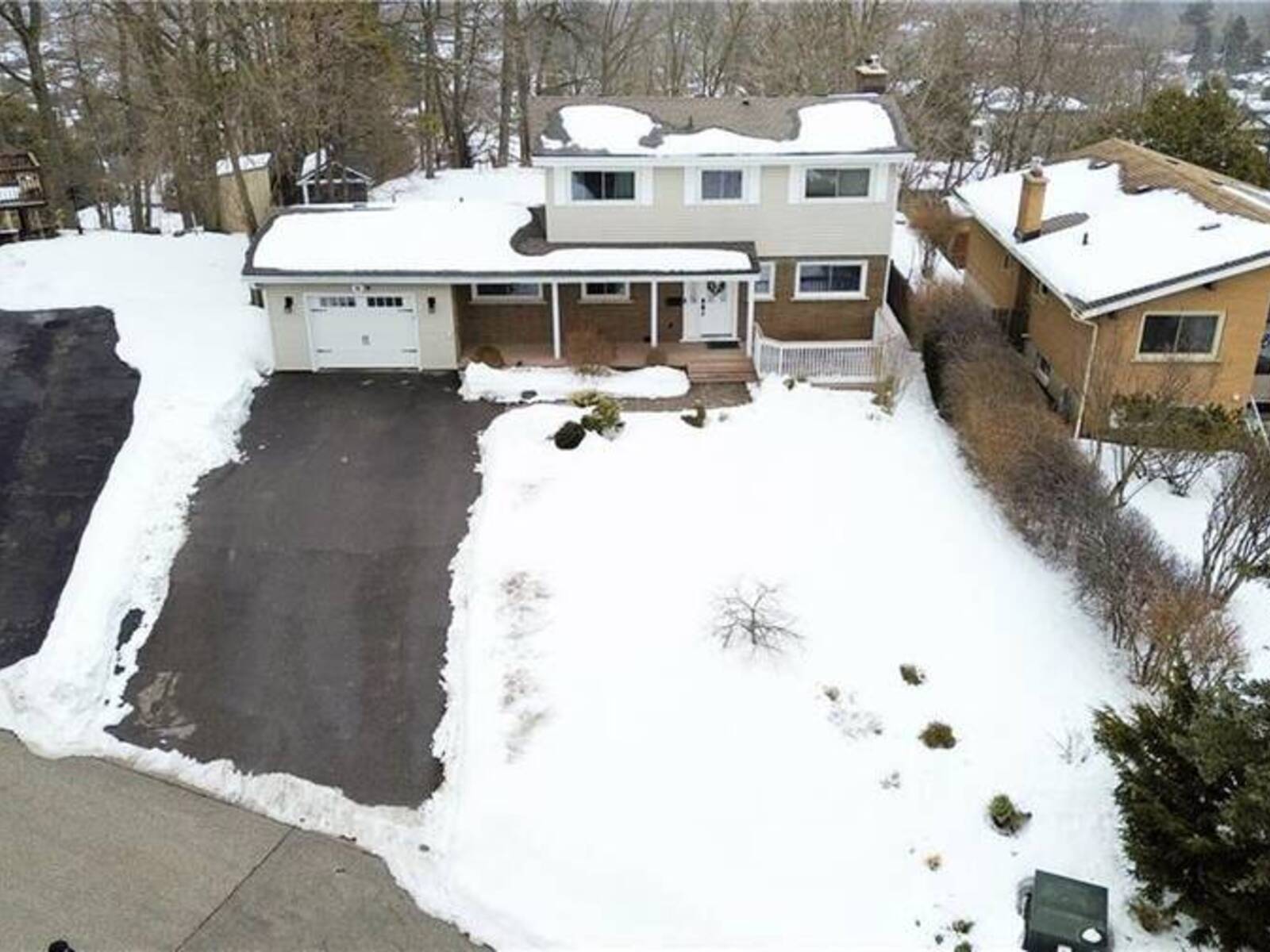 11 RIVERVIEW Drive, Cambridge, Ontario N1S 3N7