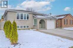 201 ERINBROOK Drive | Kitchener Ontario | Slide Image Three