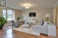 42 CULPEPPER Drive | Waterloo Ontario | Slide Image Nine