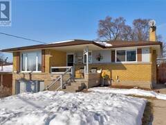 281 ERB Street Cambridge Ontario, N3H 4G4