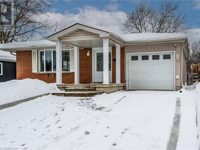 29 ROSSFORD Crescent Kitchener Ontario, N2M 2H8 - 3 Bedrooms Home For Sale