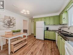 111 SANDERSON Drive Guelph Ontario, N1H 7K1