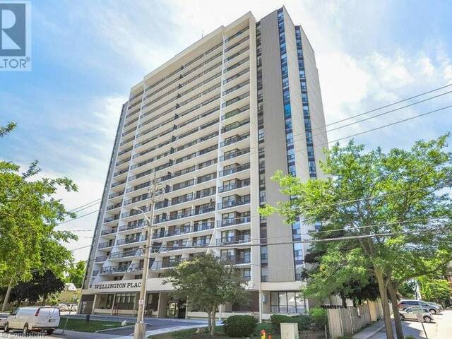 81 CHURCH Street Unit# 1601 Kitchener Ontario, N2G 4M1 - 3 Bedrooms Condo For Sale