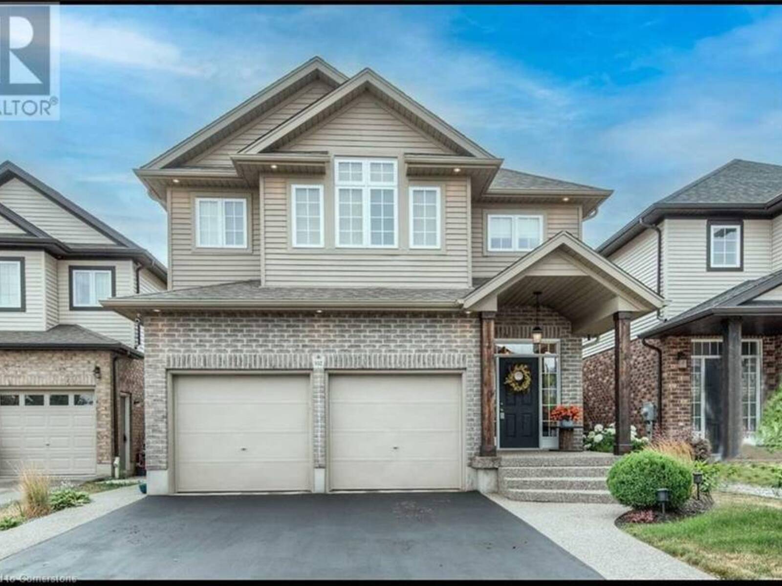 932 EDEN OAK Court, Kitchener, Ontario N2A 0H4