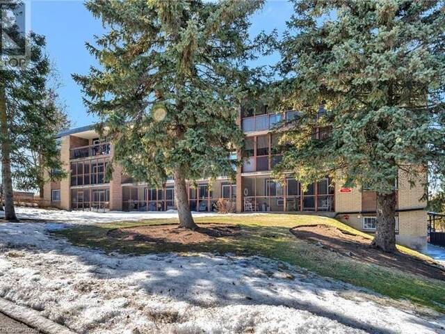 944 CALEDONIAN View Unit# 405 Cambridge Ontario, N3H 1A5 - 2 Bedrooms Condo For Sale