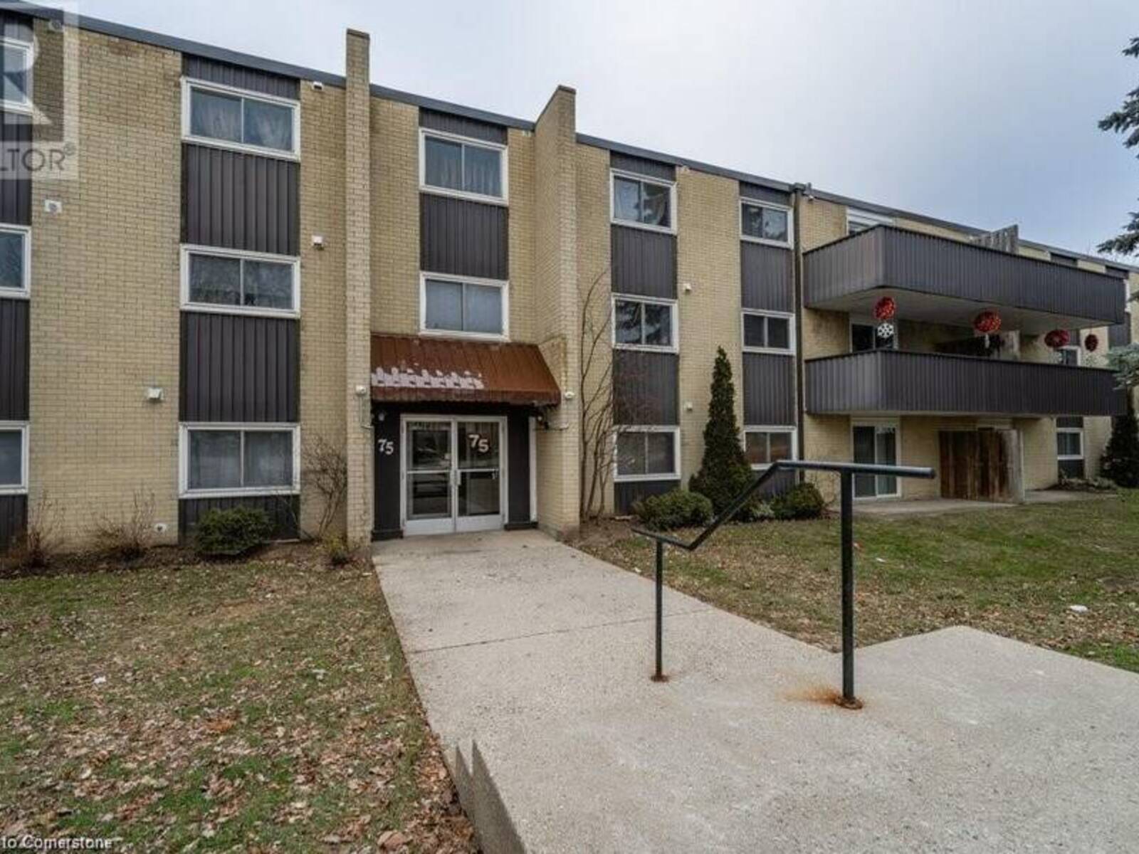 75 HAZELGLEN Drive Unit# 308, Kitchener, Ontario N2M 2E2