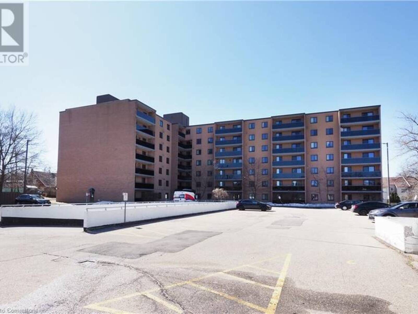 29 WEST Avenue Unit# 403, Kitchener, Ontario N2M 5E4