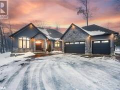 21 BOOTHBY Crescent Minesing Ontario, L9X 0H1