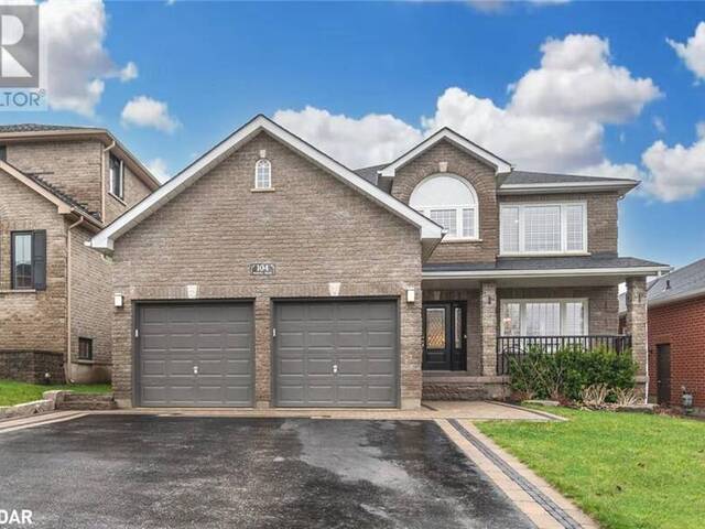 104 PENVILL Trail Barrie Ontario, L4N 5S3