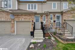 430 MAPLEVIEW Drive E Unit# 30 | Barrie Ontario | Slide Image Two