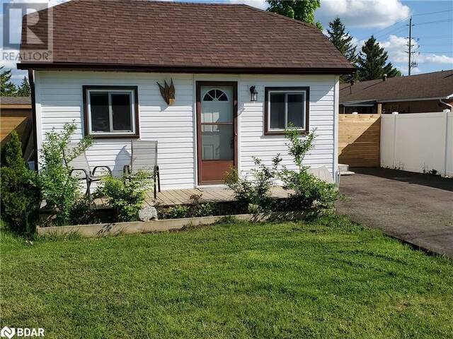 112 ROBERT Street E Penetanguishene Ontario, L9M 1J2