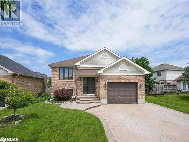 6 LAKEWOODS Court Barrie Ontario, L4N 0G4