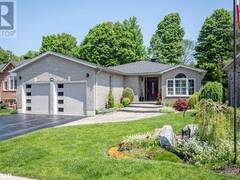 104 CROMPTON Drive Barrie Ontario, L4M 6P1