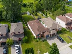 105 WESSENGER Drive Barrie Ontario, L4N 8P5